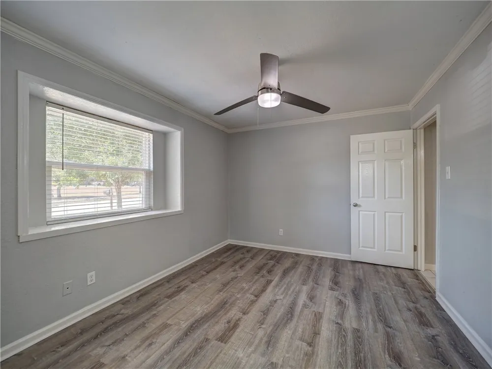 2114 Matagorda Drive Portland, TX 78374