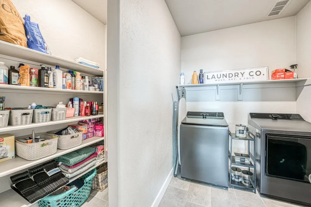 697 Expedition Way Madera, CA 93636