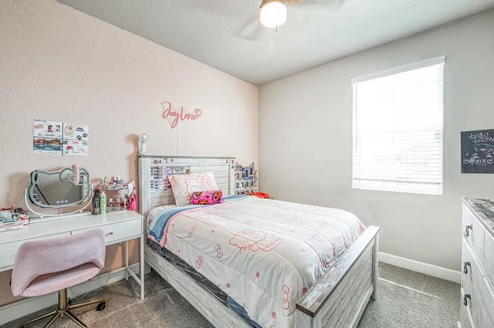 697 Expedition Way Madera, CA 93636