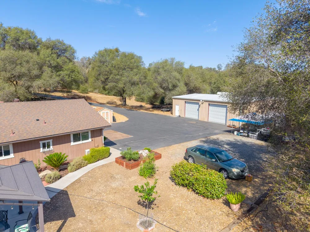 44585 Spring Hill Road Coarsegold, CA 93614