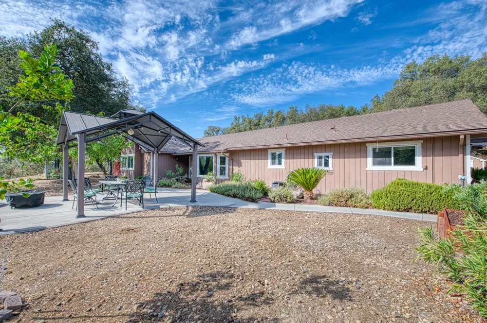 44585 Spring Hill Road Coarsegold, CA 93614