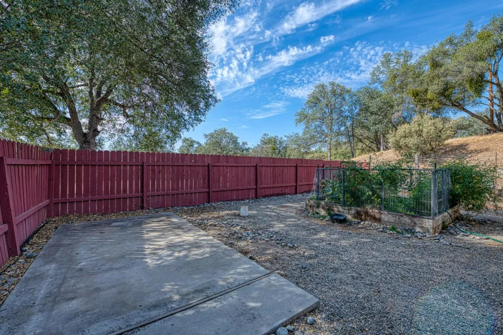 44585 Spring Hill Road Coarsegold, CA 93614