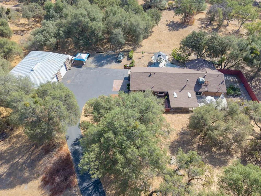 44585 Spring Hill Road Coarsegold, CA 93614