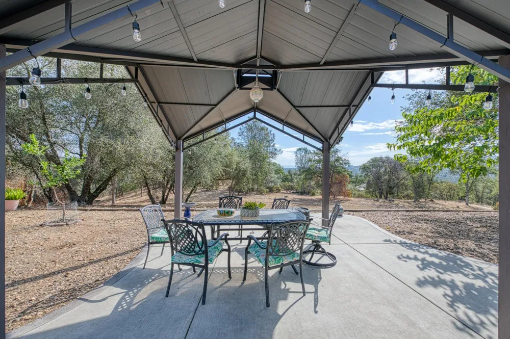 44585 Spring Hill Road Coarsegold, CA 93614