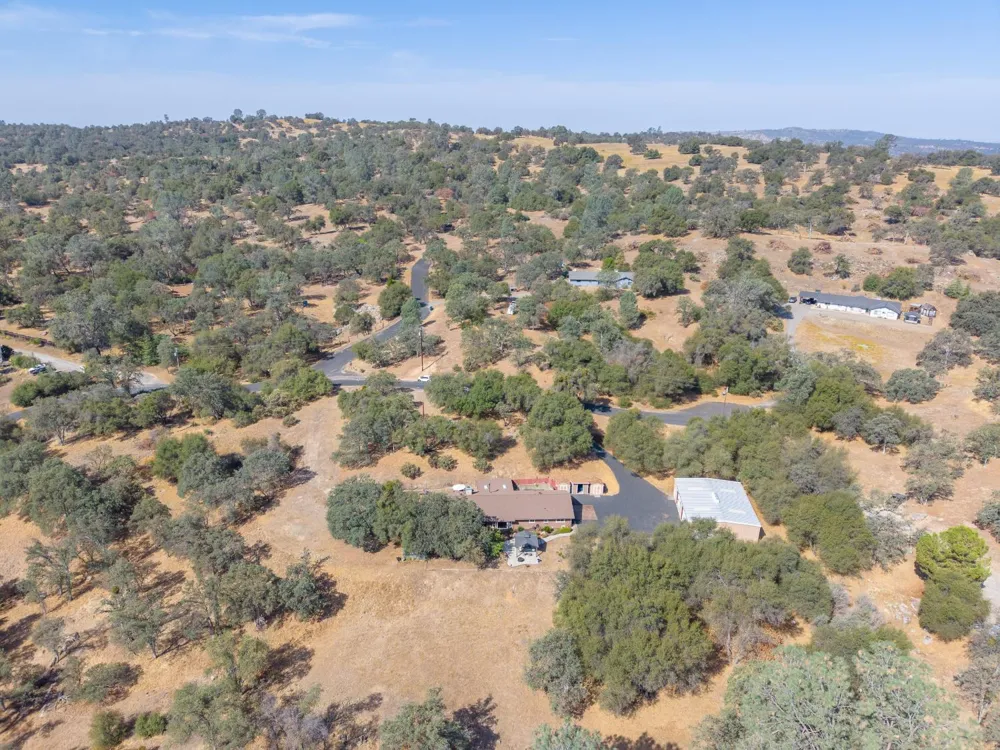 44585 Spring Hill Road Coarsegold, CA 93614