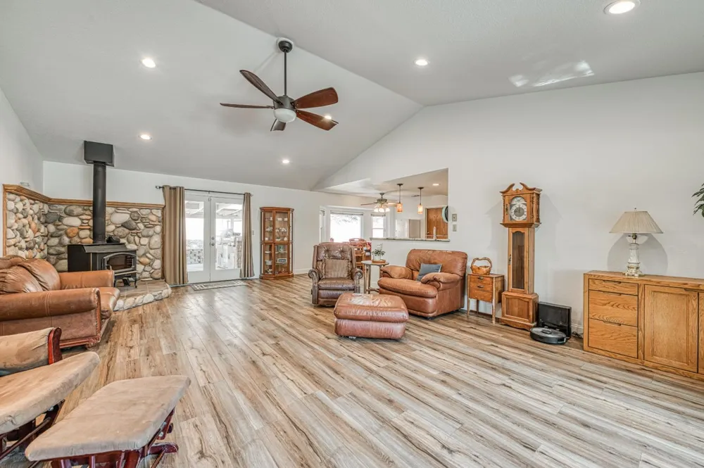 44585 Spring Hill Road Coarsegold, CA 93614