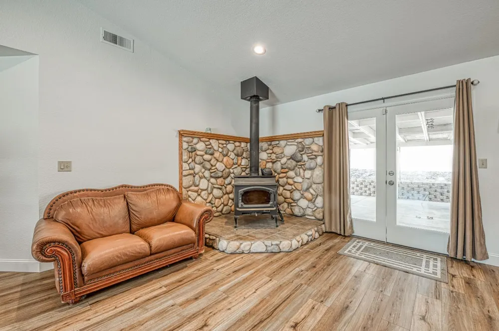 44585 Spring Hill Road Coarsegold, CA 93614