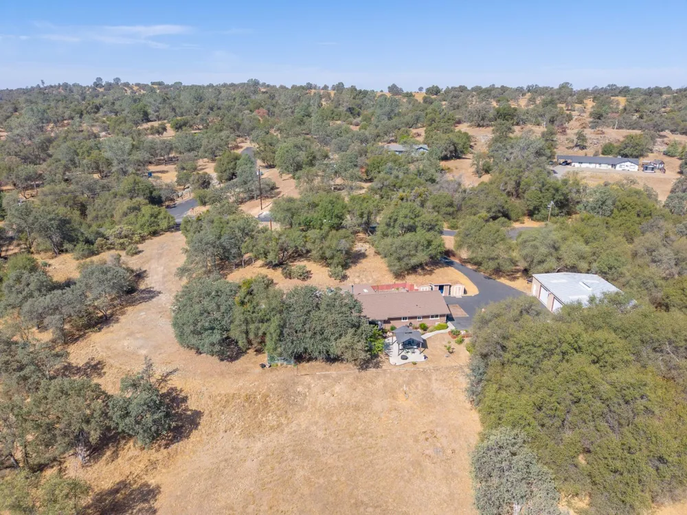 44585 Spring Hill Road Coarsegold, CA 93614