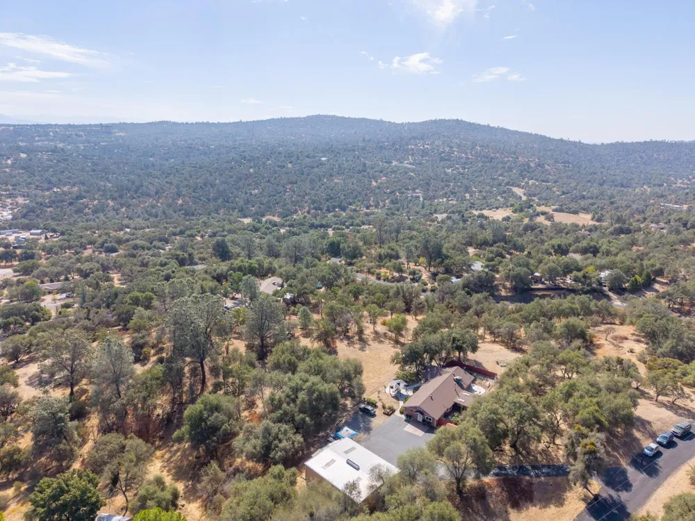 44585 Spring Hill Road Coarsegold, CA 93614
