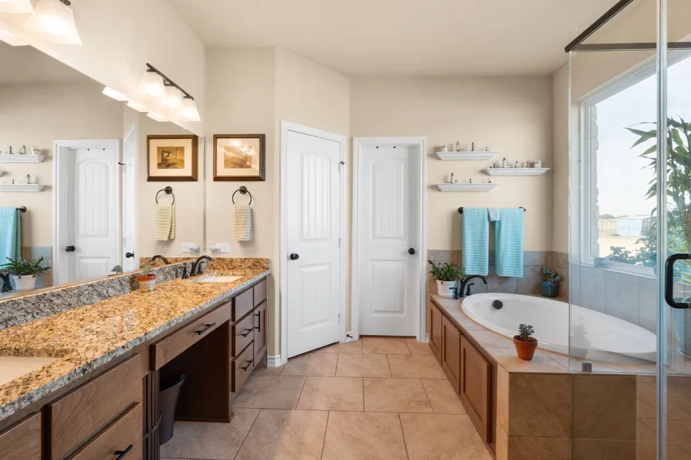 3083 HWY 138 Florence, TX 76527
