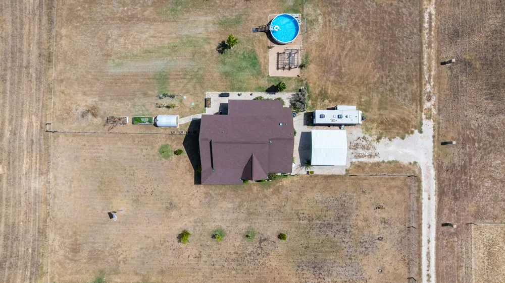 3083 HWY 138 Florence, TX 76527