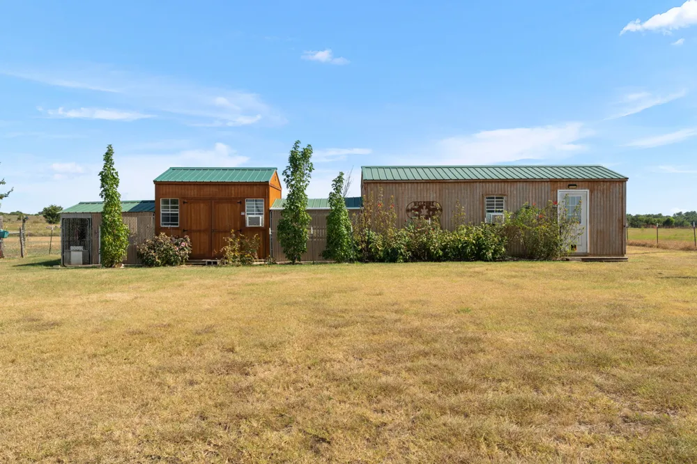 3083 HWY 138 Florence, TX 76527
