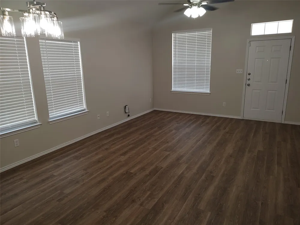 2842 SOUTHAMPTON WAY #A Round Rock, TX 78664