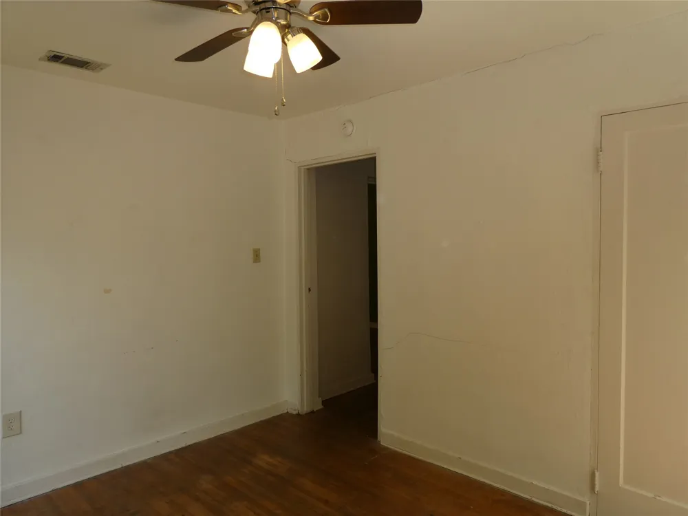 4005 Maplewood Avenue #B Austin, TX 78722