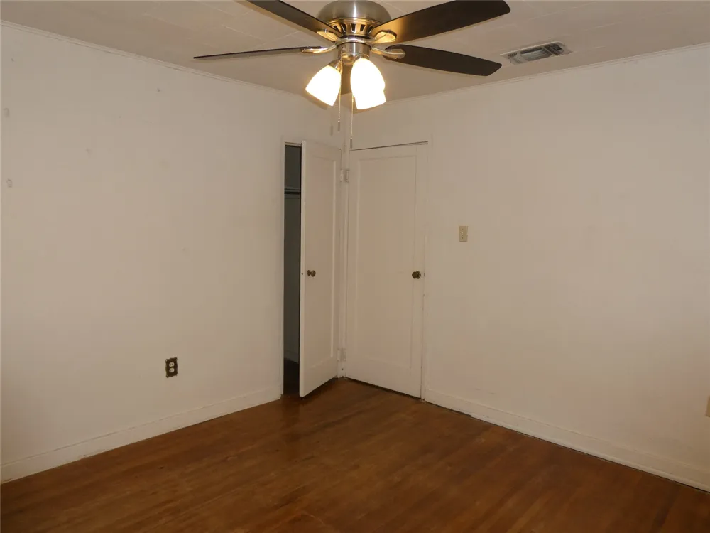4005 Maplewood Avenue #B Austin, TX 78722