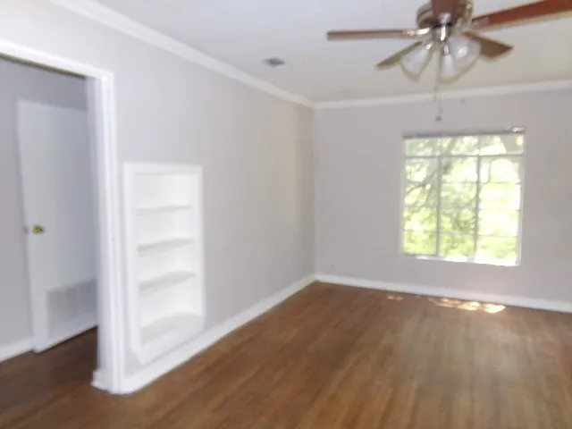 4005 Maplewood Avenue #B Austin, TX 78722