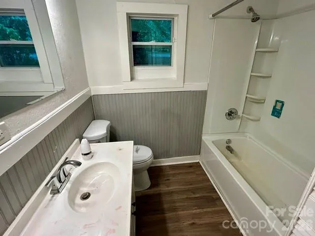62 Kinard Lane Penrose, NC 28766