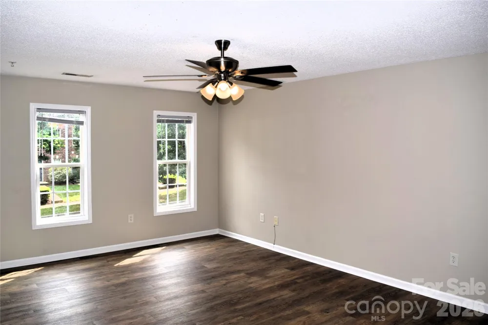113 Steam Engine Drive #203 Mooresville, NC 28115