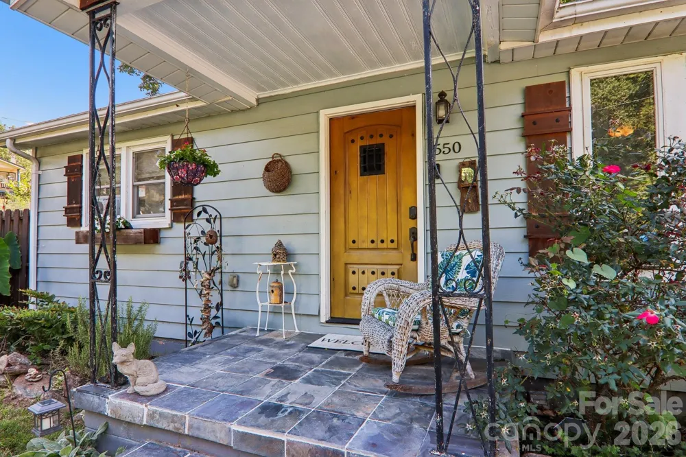 550 Lickstone Road Waynesville, NC 28786