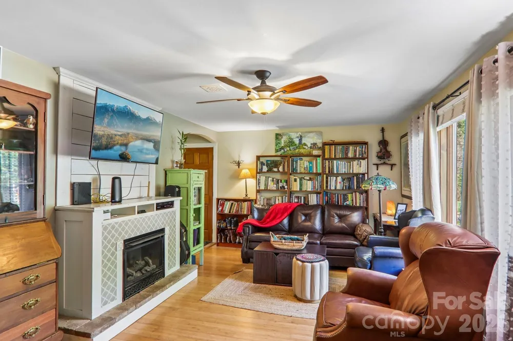 550 Lickstone Road Waynesville, NC 28786