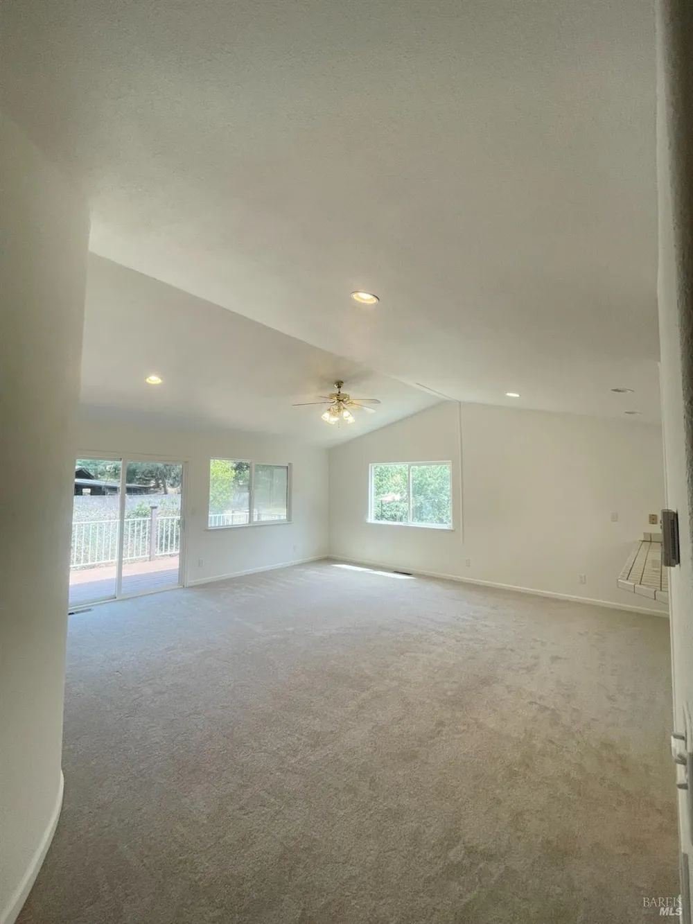 10324 Walnut Way Kelseyville, CA 95451