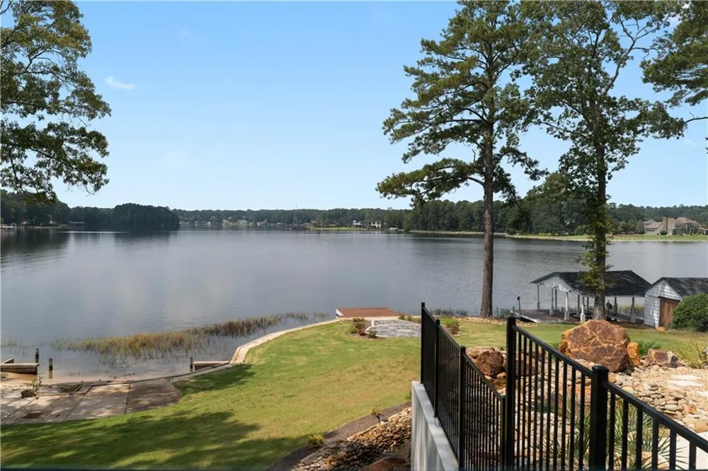 3258 S Bay Drive Jonesboro, GA 30236