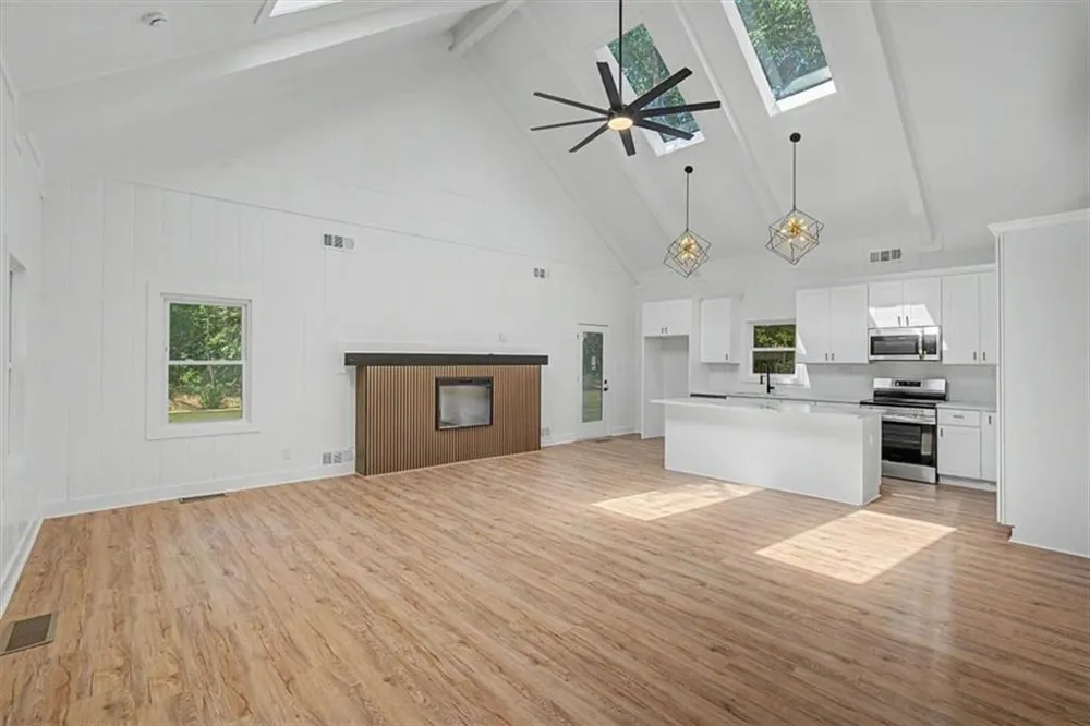 1741 Lucy Drive NW Kennesaw, GA 30152