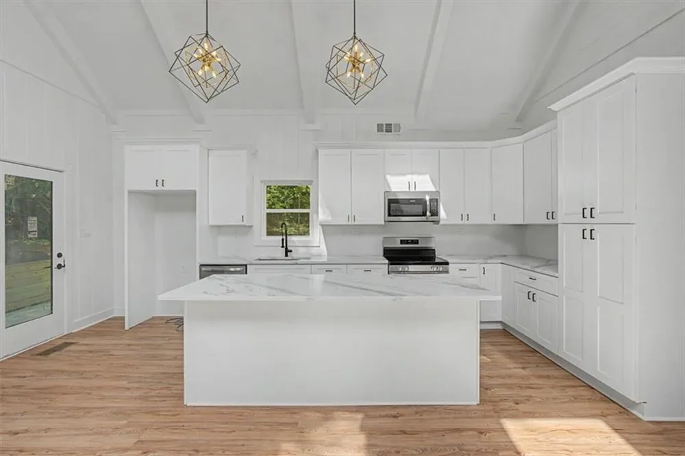 1741 Lucy Drive NW Kennesaw, GA 30152