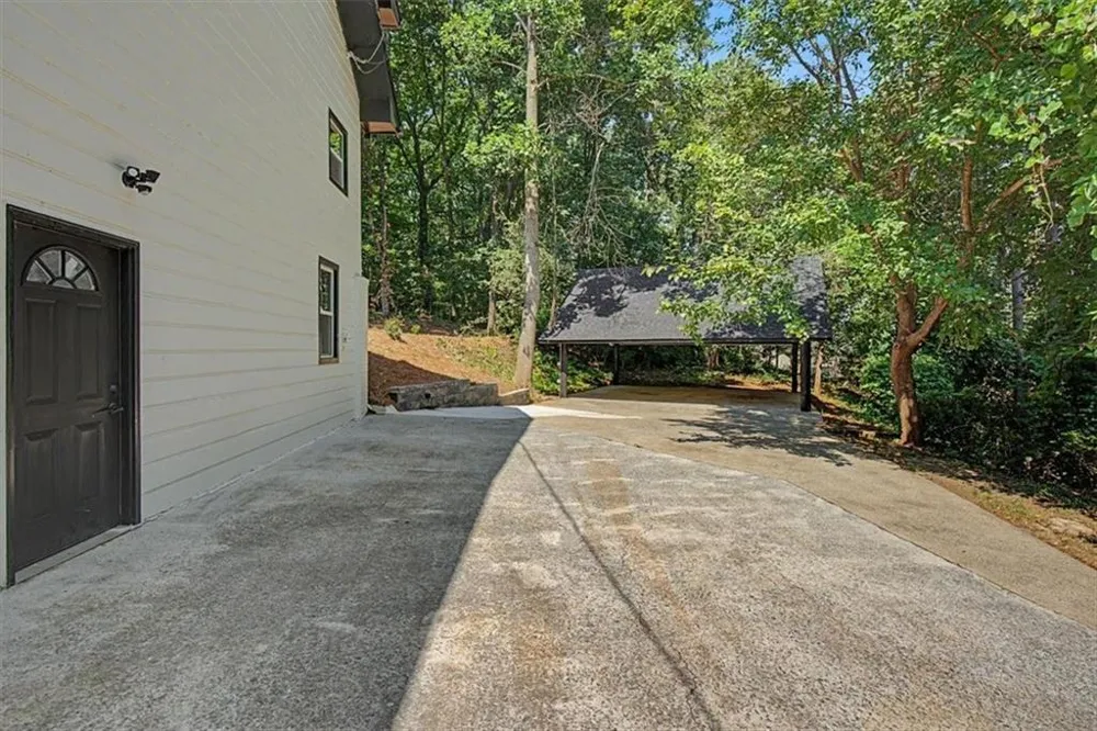 1741 Lucy Drive NW Kennesaw, GA 30152