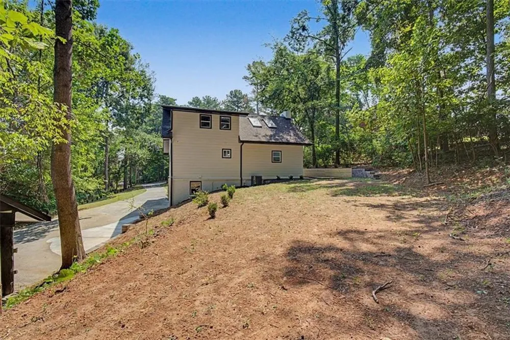 1741 Lucy Drive NW Kennesaw, GA 30152