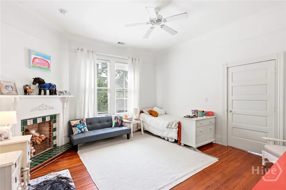 19 E 39th Street Savannah, GA 31401