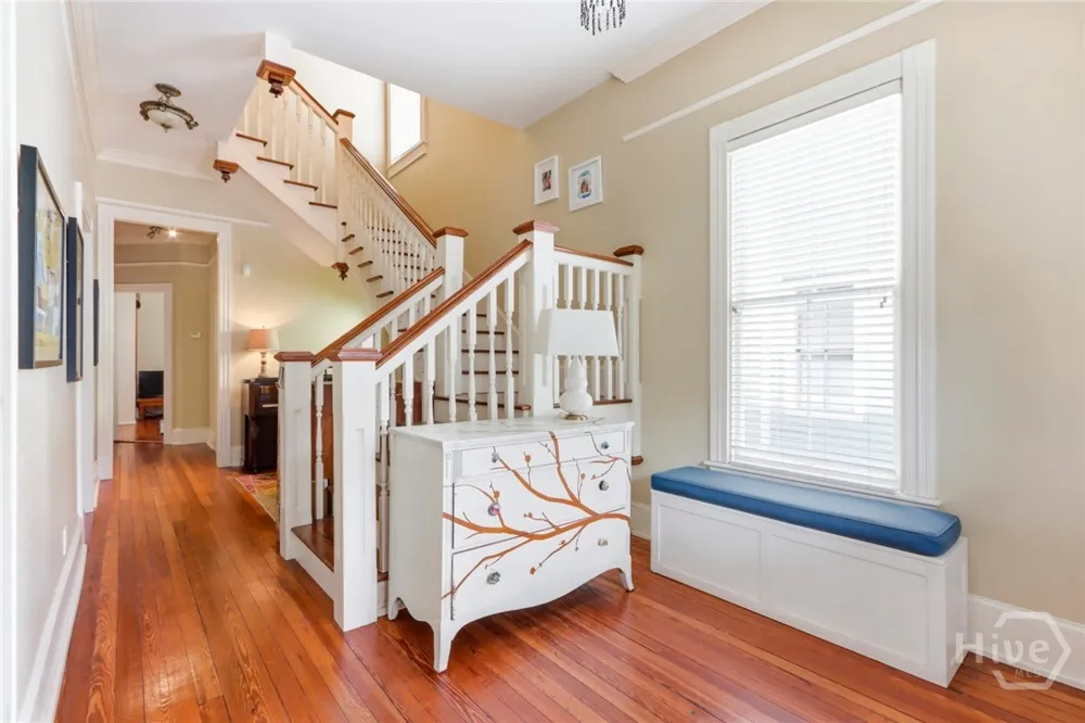 19 E 39th Street Savannah, GA 31401