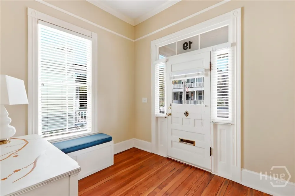 19 E 39th Street Savannah, GA 31401