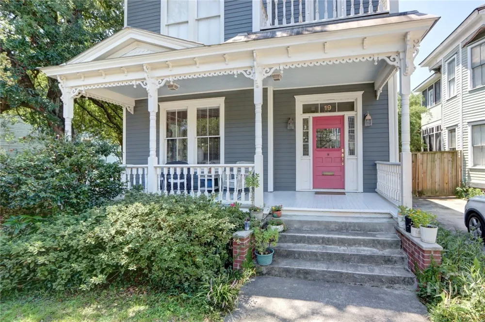 19 E 39th Street Savannah, GA 31401
