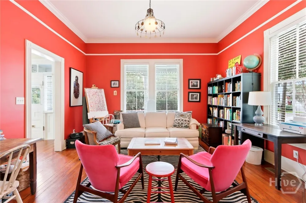 19 E 39th Street Savannah, GA 31401