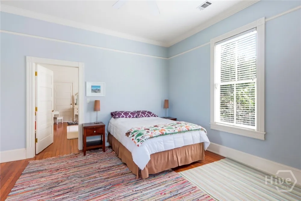 19 E 39th Street Savannah, GA 31401