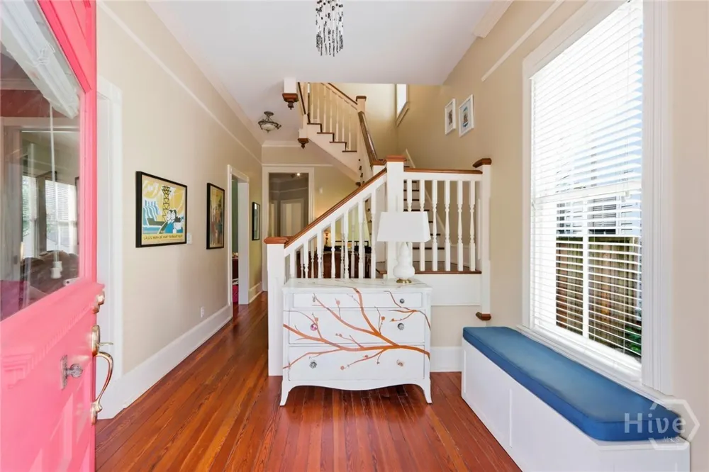 19 E 39th Street Savannah, GA 31401