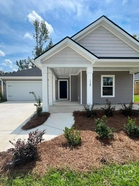 128 Lakeview Pines Way Statesboro, GA 30461