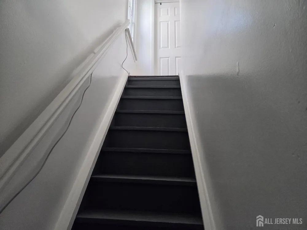 20 Lincoln Avenue Carteret, NJ 07008