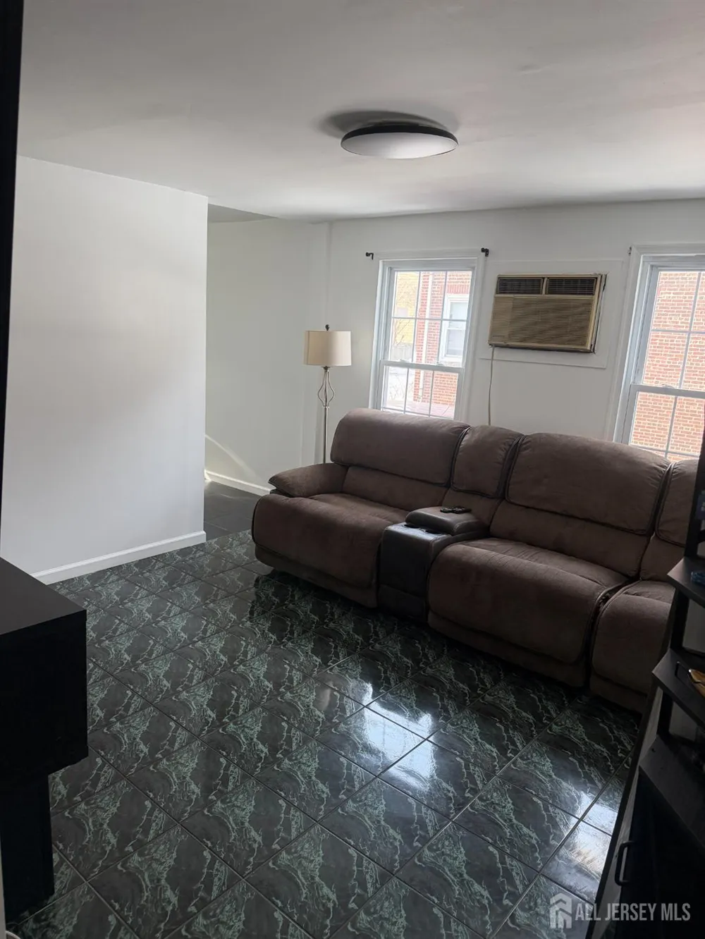 20 Lincoln Avenue Carteret, NJ 07008