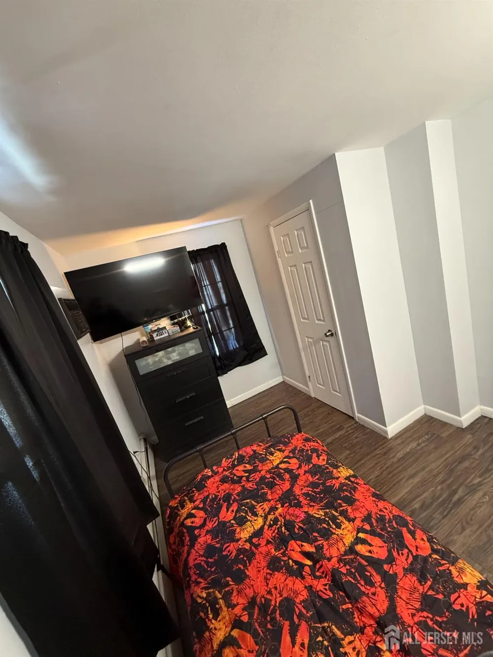 20 Lincoln Avenue Carteret, NJ 07008
