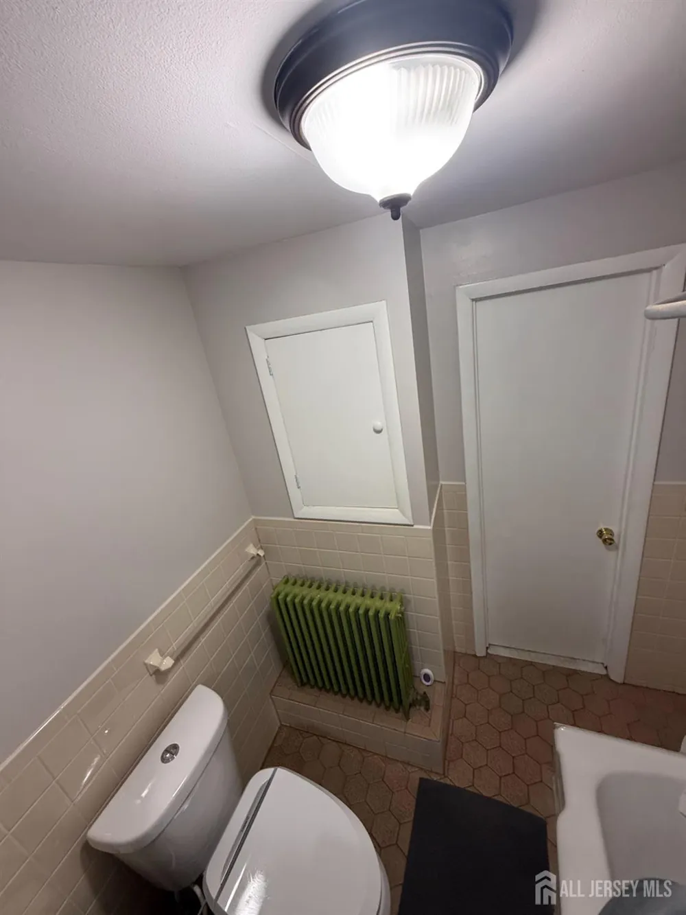 20 Lincoln Avenue Carteret, NJ 07008