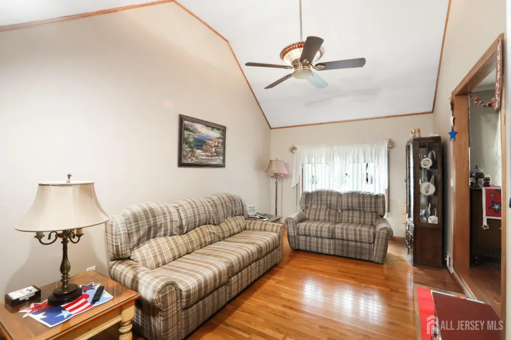 354 Colonia Boulevard Colonia, NJ 07067