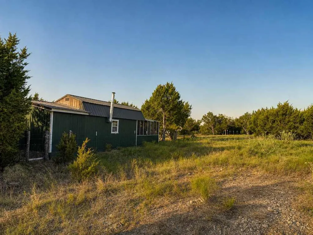 1098 Winter Road Gatesville, TX 76528