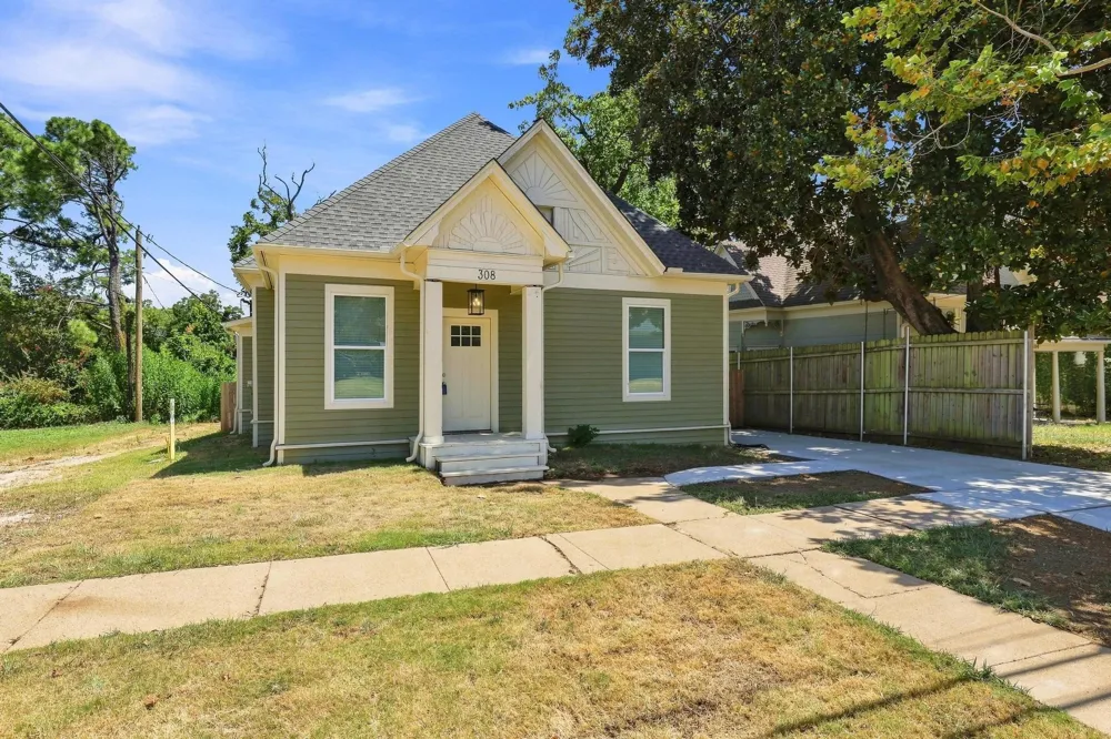 308 5th Avenue Denison, TX 75021
