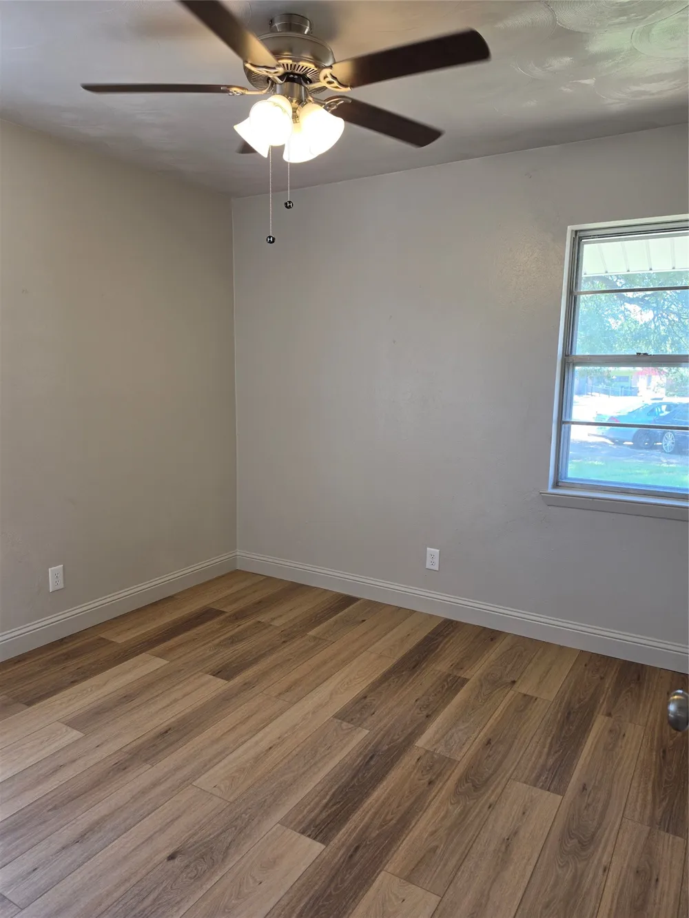 1007 Quincy Circle Garland, TX 75040