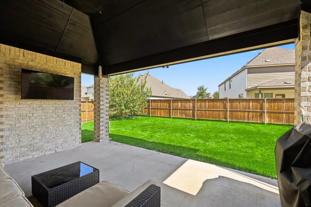 524 Long Meadow Drive Haslet, TX 76052
