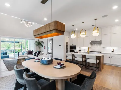 5722 Watercrest Oak Drive