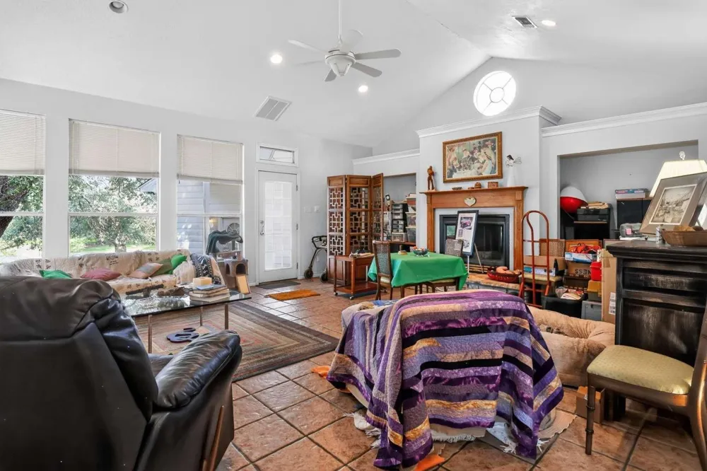 3507 Azalea Street Brenham, TX 77833