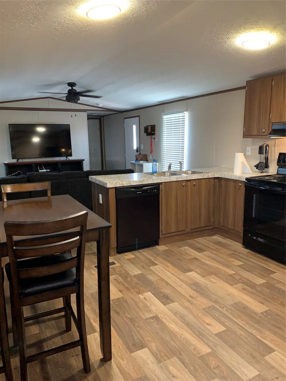 132 Squid Lane Palacios, TX 77465